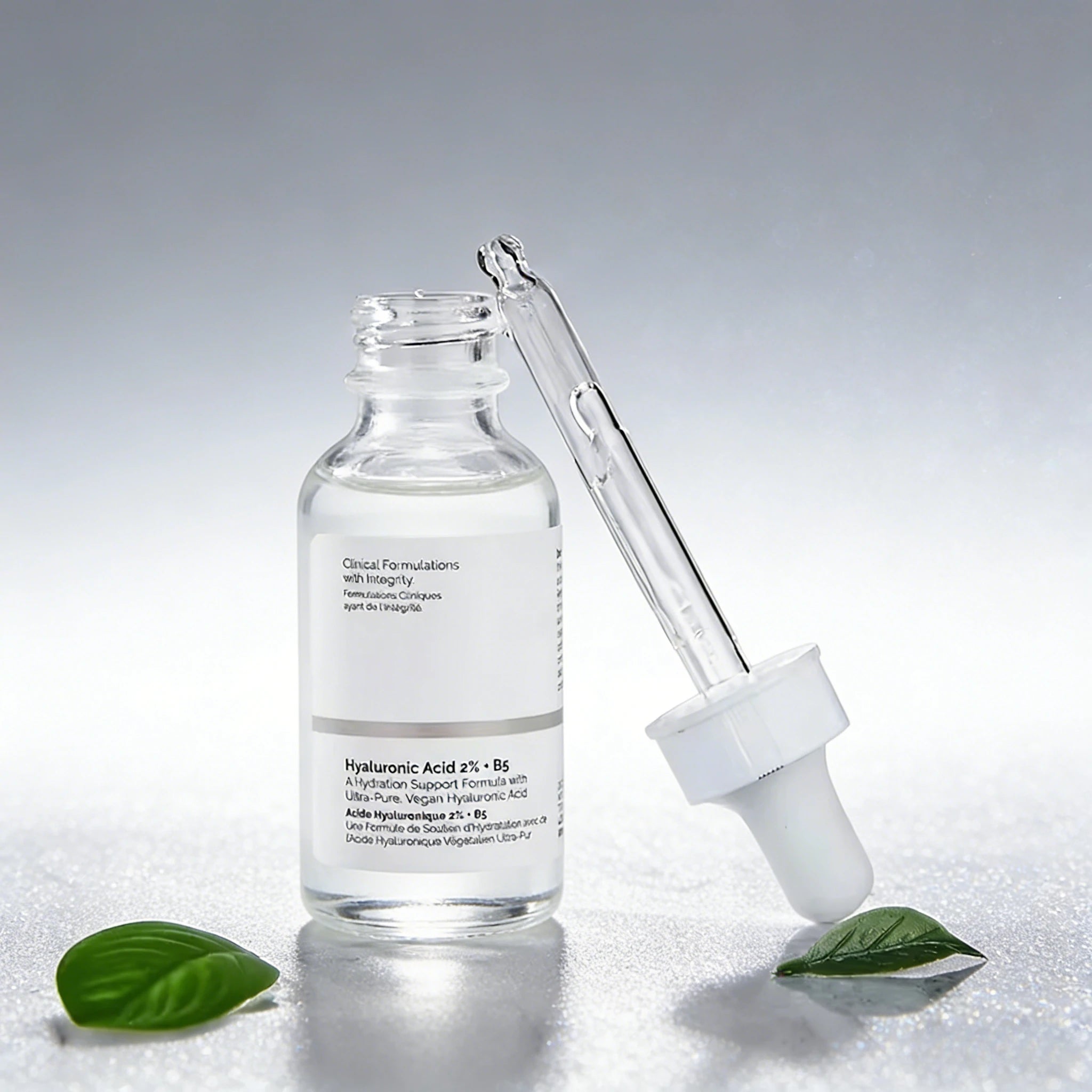 HydraLock Serum – Hyaluronic Acid & B5 Deep Hydration Formula